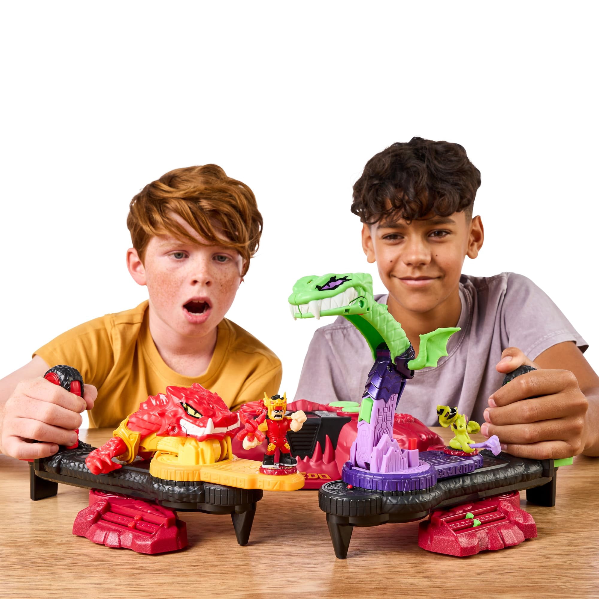 Akedo Beast Strike Serpent Fury Arena with 40+ Real Sound Effects And Lights, Ages 6+