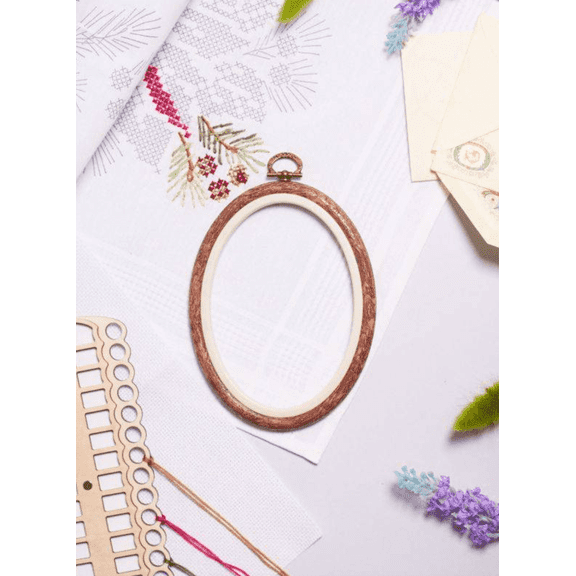 Oval Flexi Hoop Nurge 230-9 Woodgrain