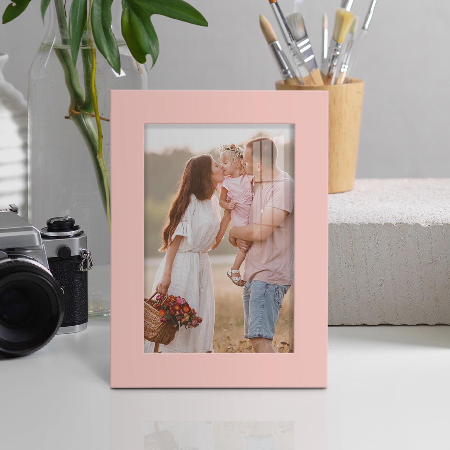 Modern 5 in. x 7 in. Pink Picture Frame (Set of 2)