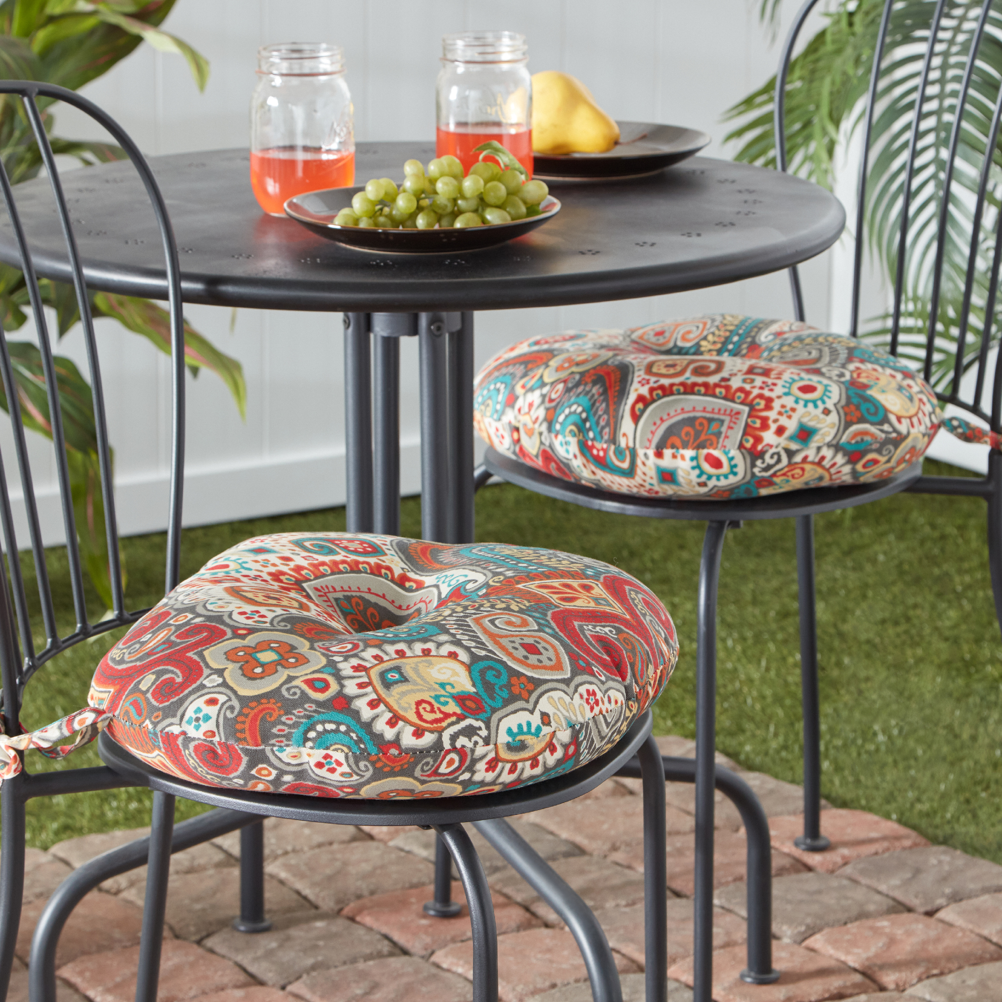 Greendale Home Fashions Asbury Park 15 in. Round Outdoor Reversible Bistro Seat Cushion (Set of 2) - image 3 of 7