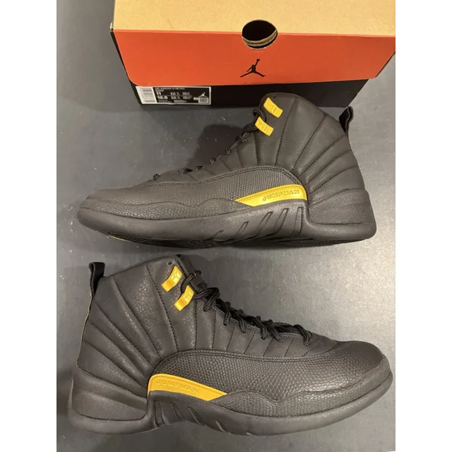 Size 11 - Jo r-dan 12 Retro Black Taxi Pre-Owned CT8013-071 Gold Yellow