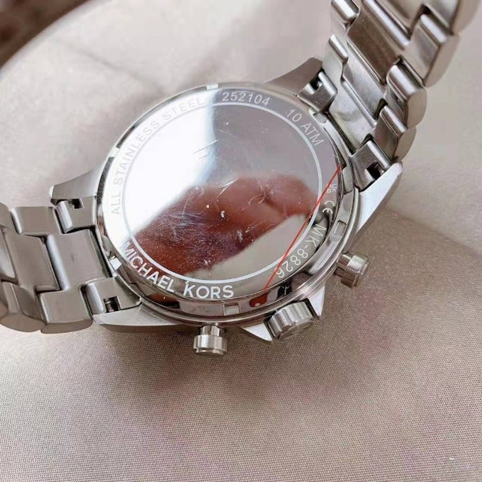 Stainless steel back michael kors deals