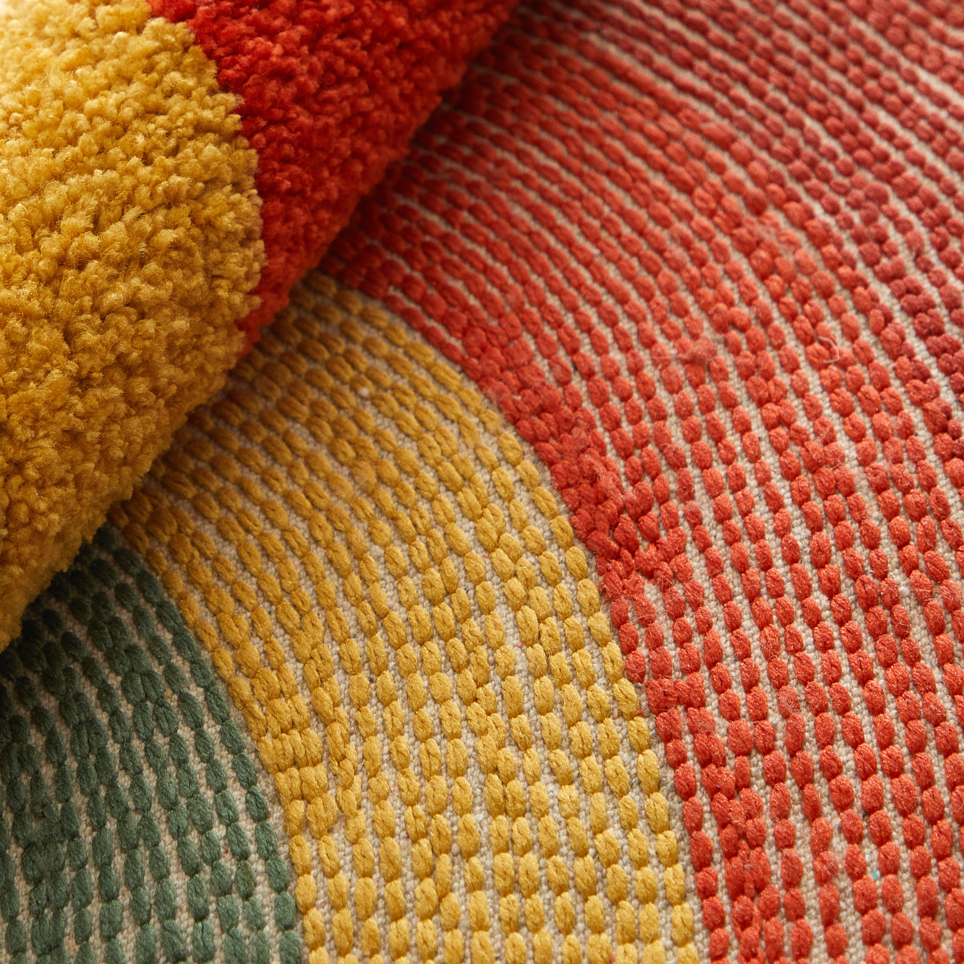 Mainstays Rainbow Shaped Bedroom Rug, 20 in x 30 in