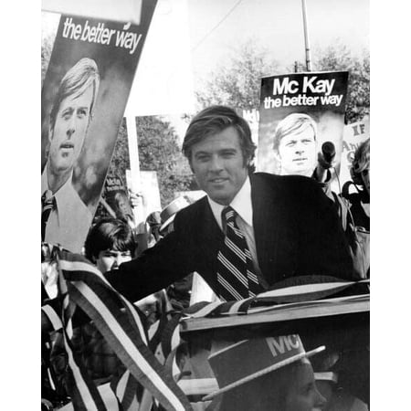 The Candidate 1972 Robert Redford on campaign trail 24x30 inch poster