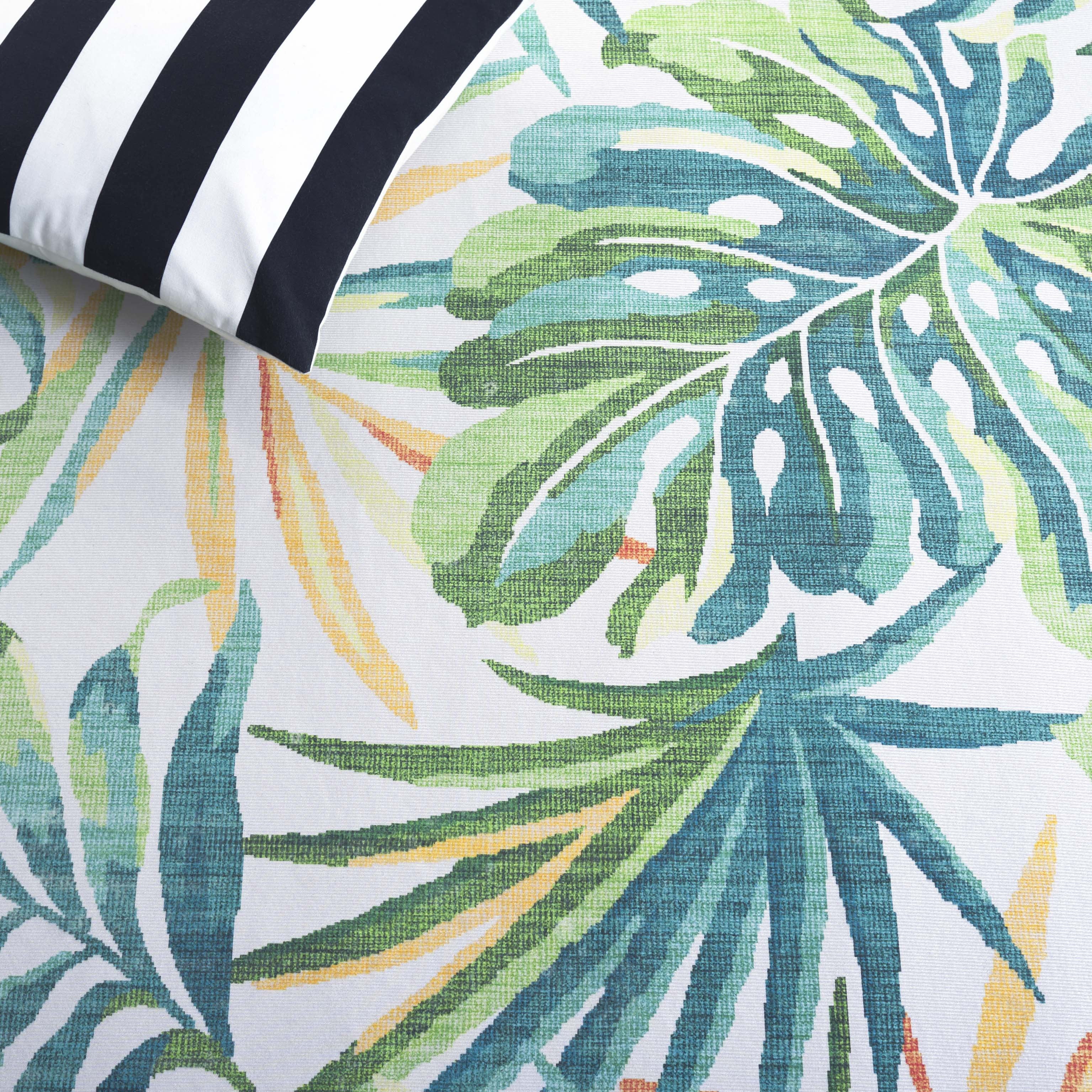 SAFAVIEH Malibu Faris Botanical Polyester Machine Washable Area Rug, Ivory/Green, 3' x 5'