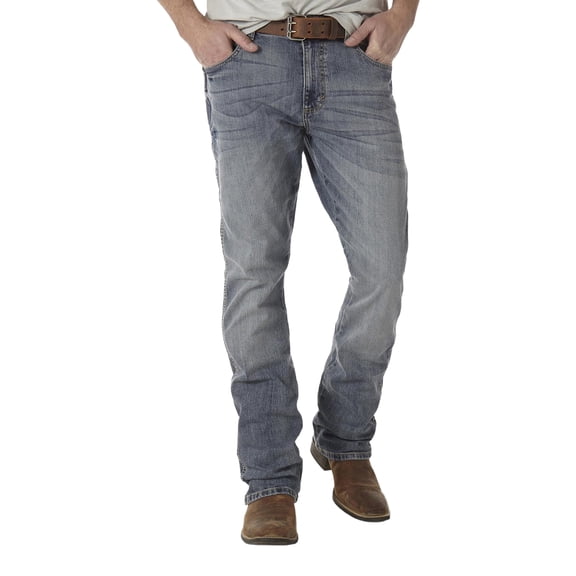 Wrangler Men's Retro Slim Fit Bootcut Jeans Blue 31W x 32L US