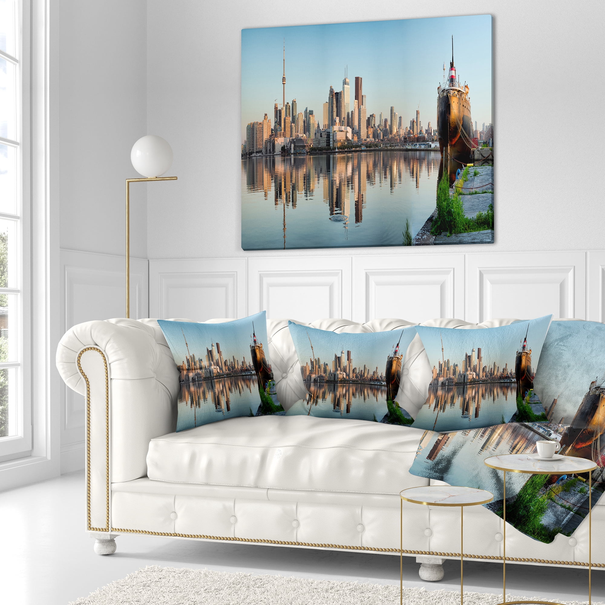 Designart Toronto City Skyline Panorama - Cityscape Photography Throw Pillow - 16x16