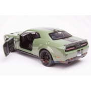 Motor Max 2018 Dodge Challenger SRT Hellcat Widebody, Green 79350GRN - 1/24 Scale Diecast Model Toy Car