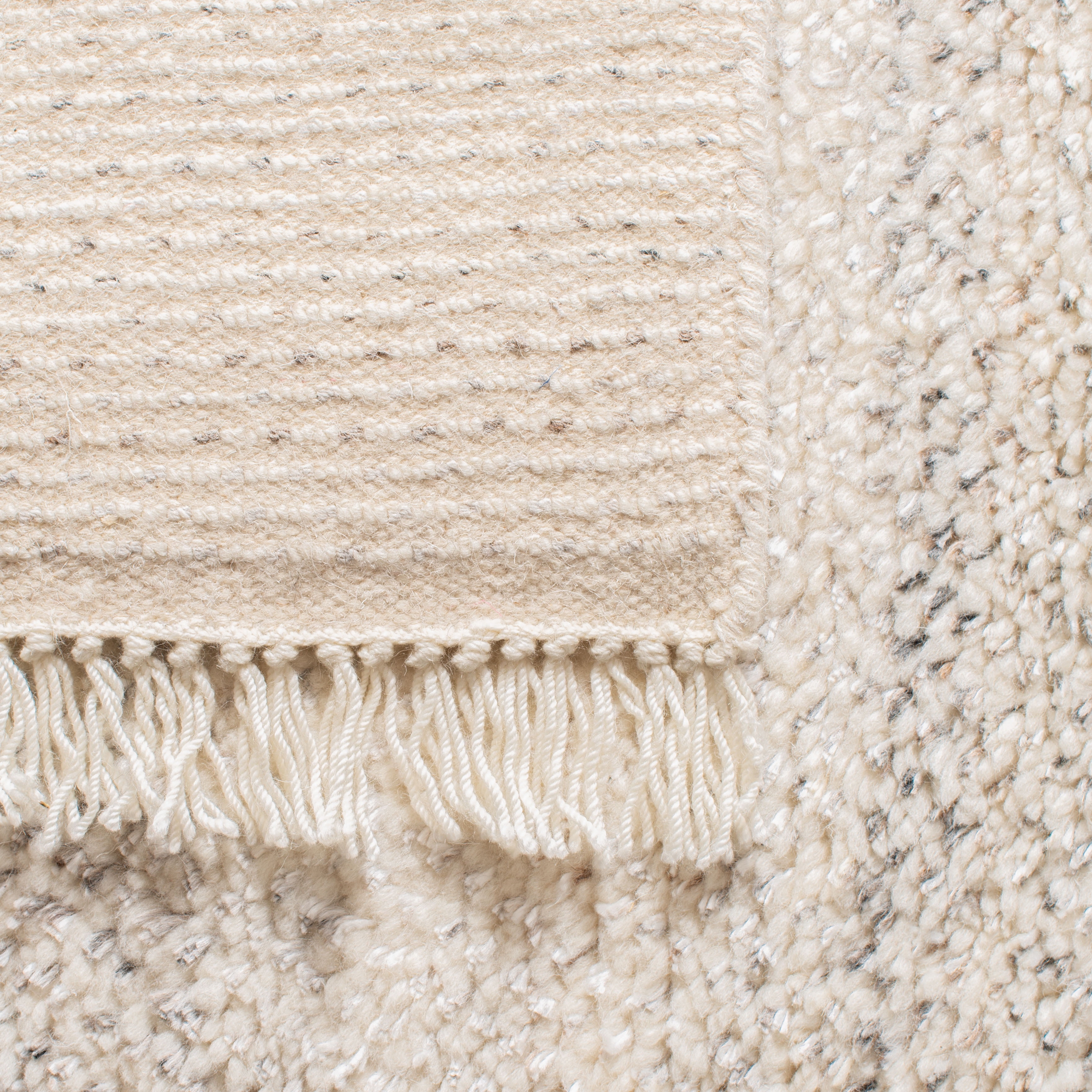 SAFAVIEH Casablanca Axel Solid Wool Shag Runner Rug, Beige, 2'3" x 8'