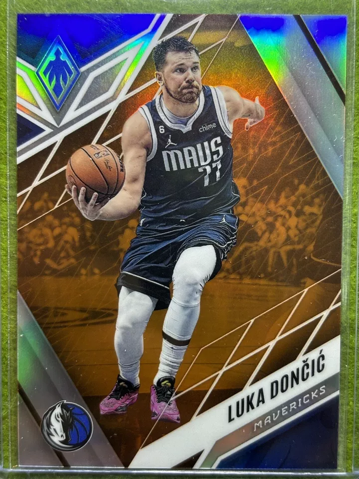 Luka Doncic ORANGE PRIZM #/75 SP MAVERICKS REFRACTOR CARD