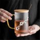 thumbnail image 5 of Tazas de vidrio con rayas verticales y decoración de flor de ciruelo, vasos de vidrio borosilicato de 15.6 oz con asa, cuchara y tapa., 5 of 7