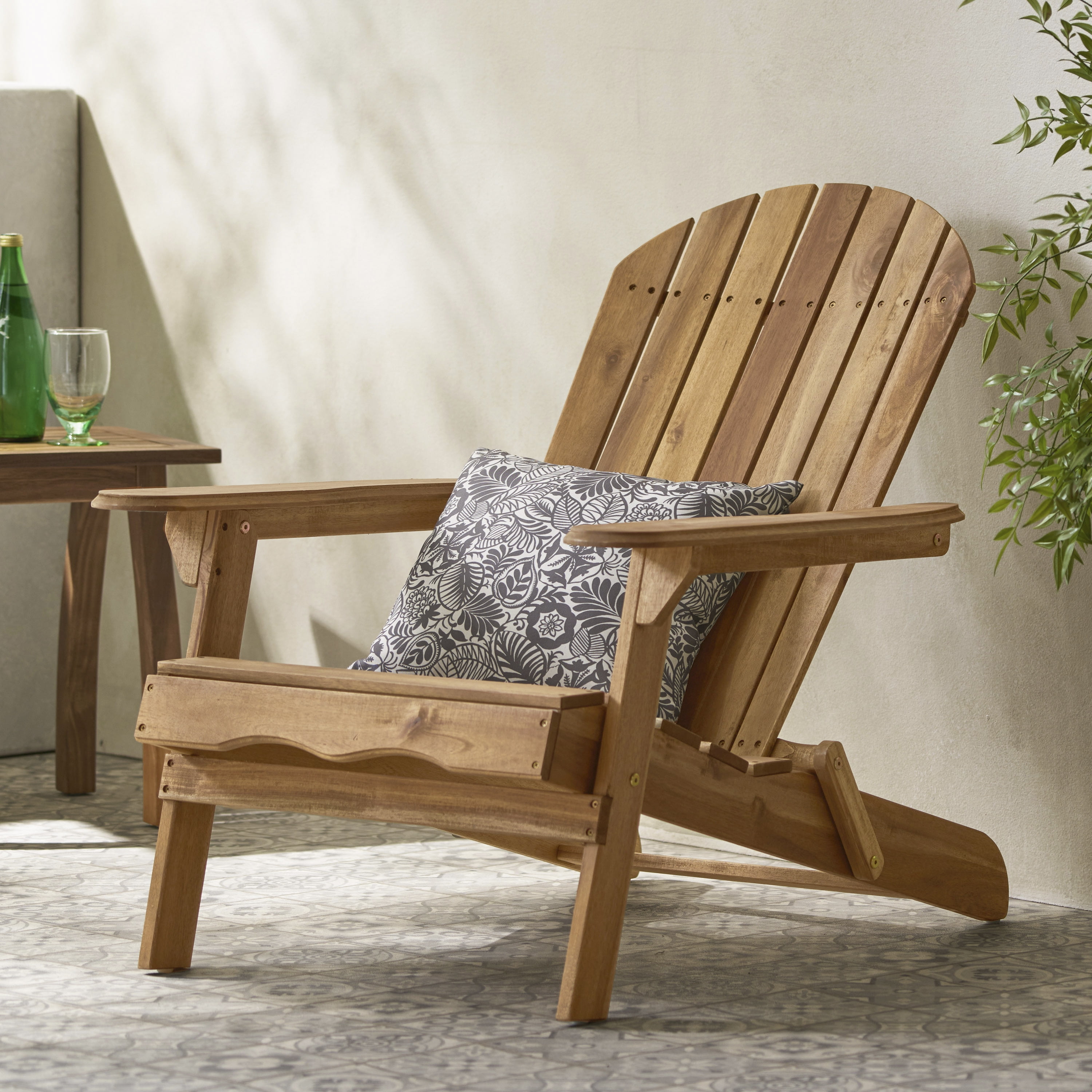 Folding Adirondack Chair, Teak Finish Acacia Wood Outdoor Lounge Chair with Slatted Back and Wide Armrests, Foldable Fire Pit Chair for Patio Garden Backyard Relaxation