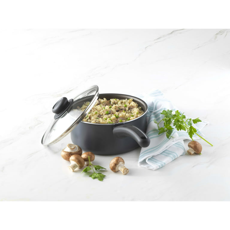 at Home Cream Speckled Non-Stick Sauce Pan with Lid, 3qt