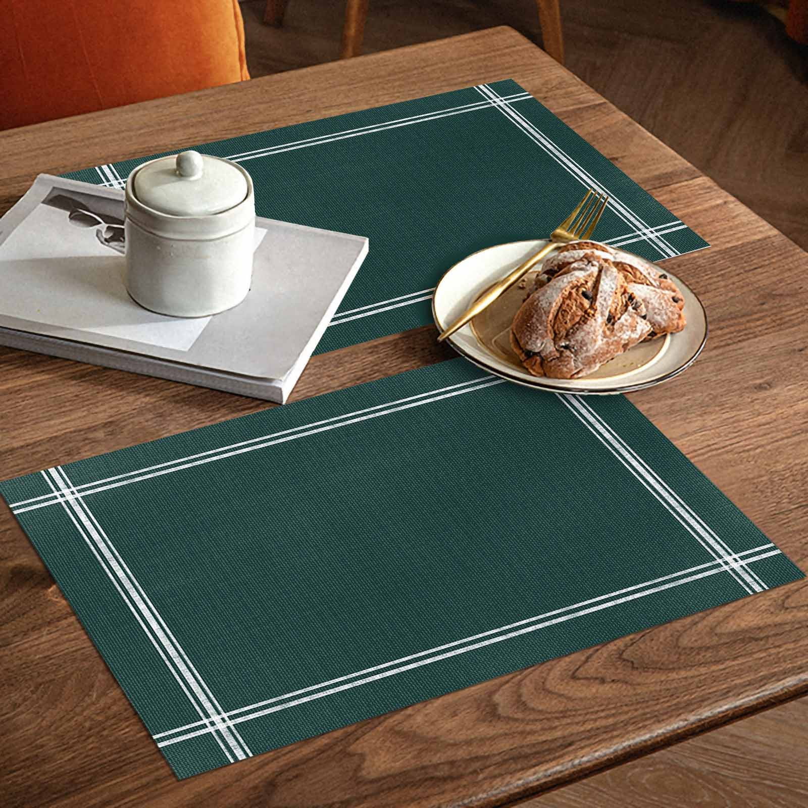 Placemats Set of 4, Solid Color Placemats Set of 4, Dark Green Tablemats Washable Placemat Table Decoration for Kitchen Table Dinner Party Home Decor Indoor Outdoor 13x19 Inch