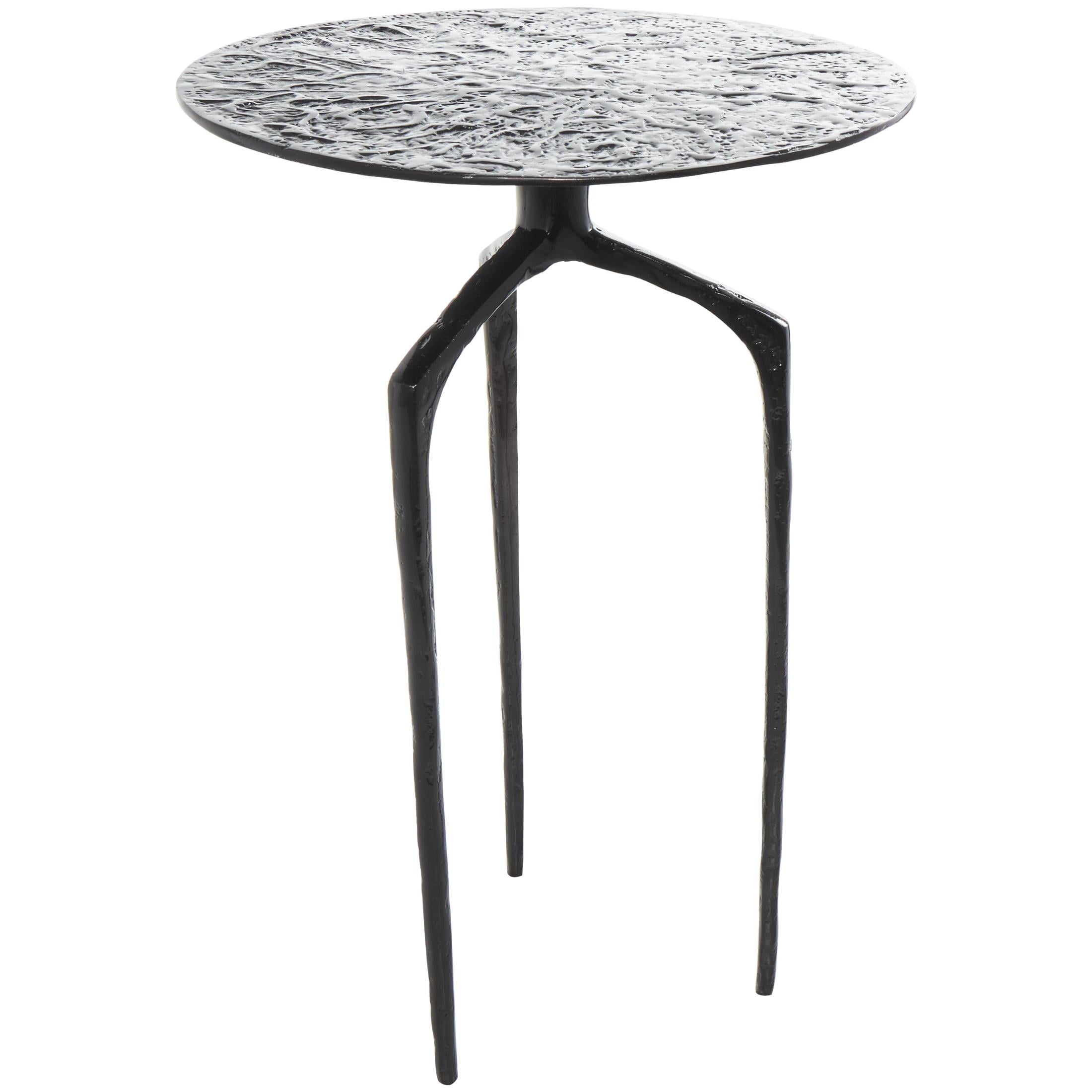 DecMode 15" x 22" Gray Aluminum Metal Slim Textured Geometric Accent Table, 1-Piece