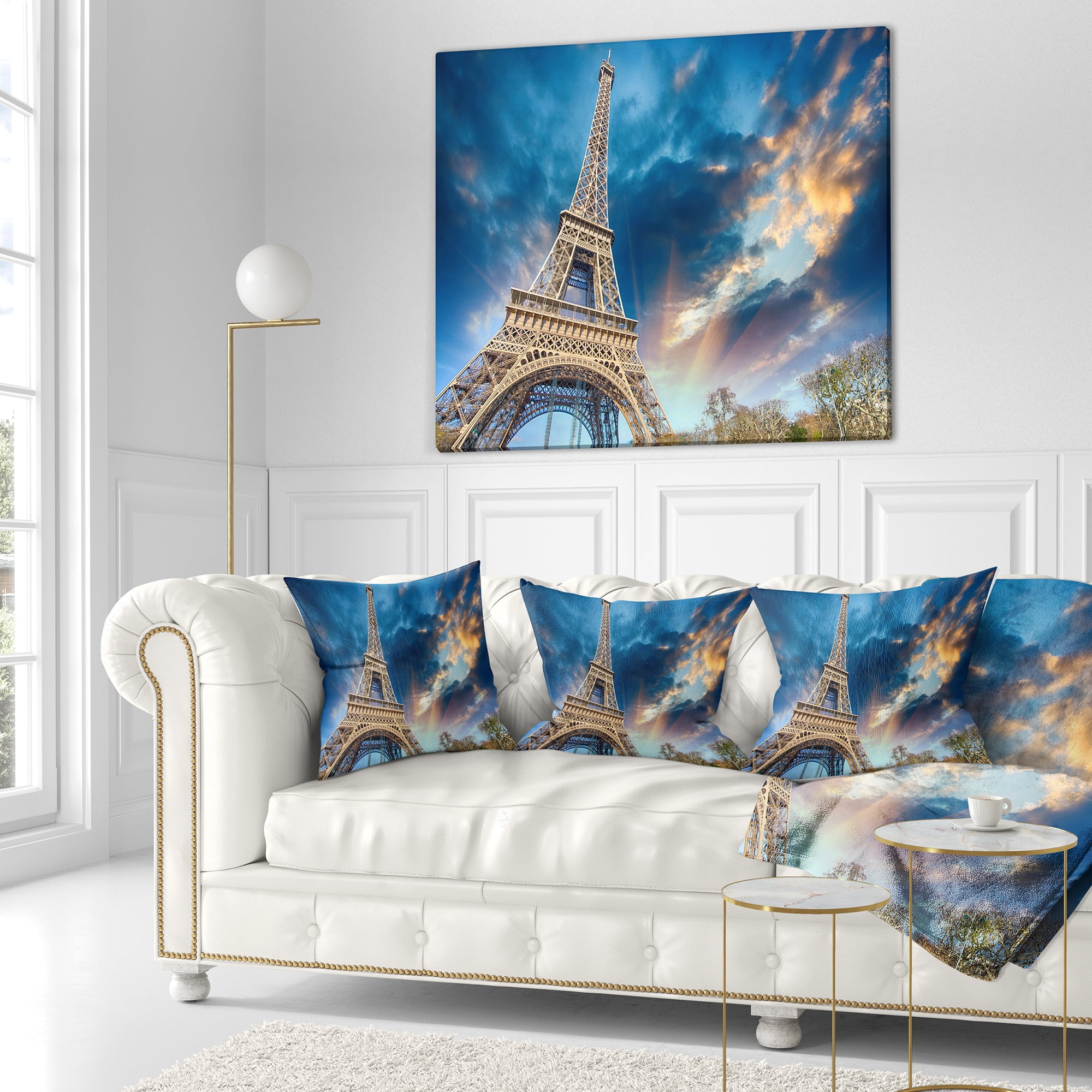 Designart Beautiful View of Paris Paris Eiffel Towerunder Fiery Sky - Cityscape Throw Pillow - 16x16