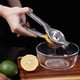 thumbnail image 2 of Exprimidor de frutas manual para el hogar con pinzas de acero inoxidable engrosadas para cocina, 2 of 5