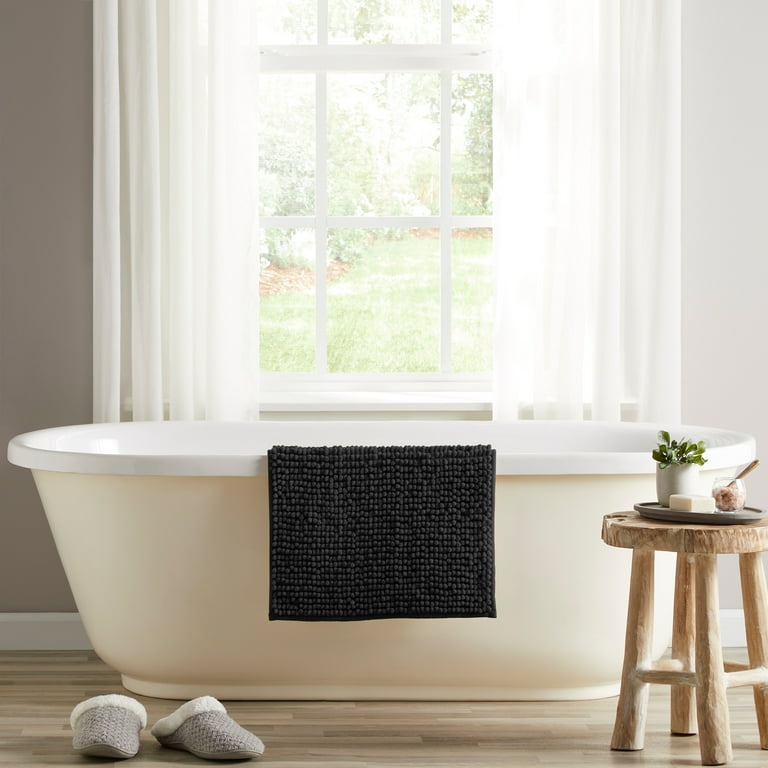 Mainstays Basic Polyester Chenille Noodle Bath Rug, Rich Black, 17