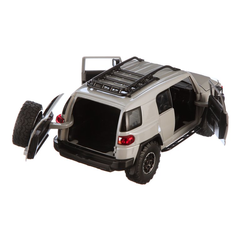 Jada Toys Toyota FJ Cruiser with Roof Rack with Extra Wheels 