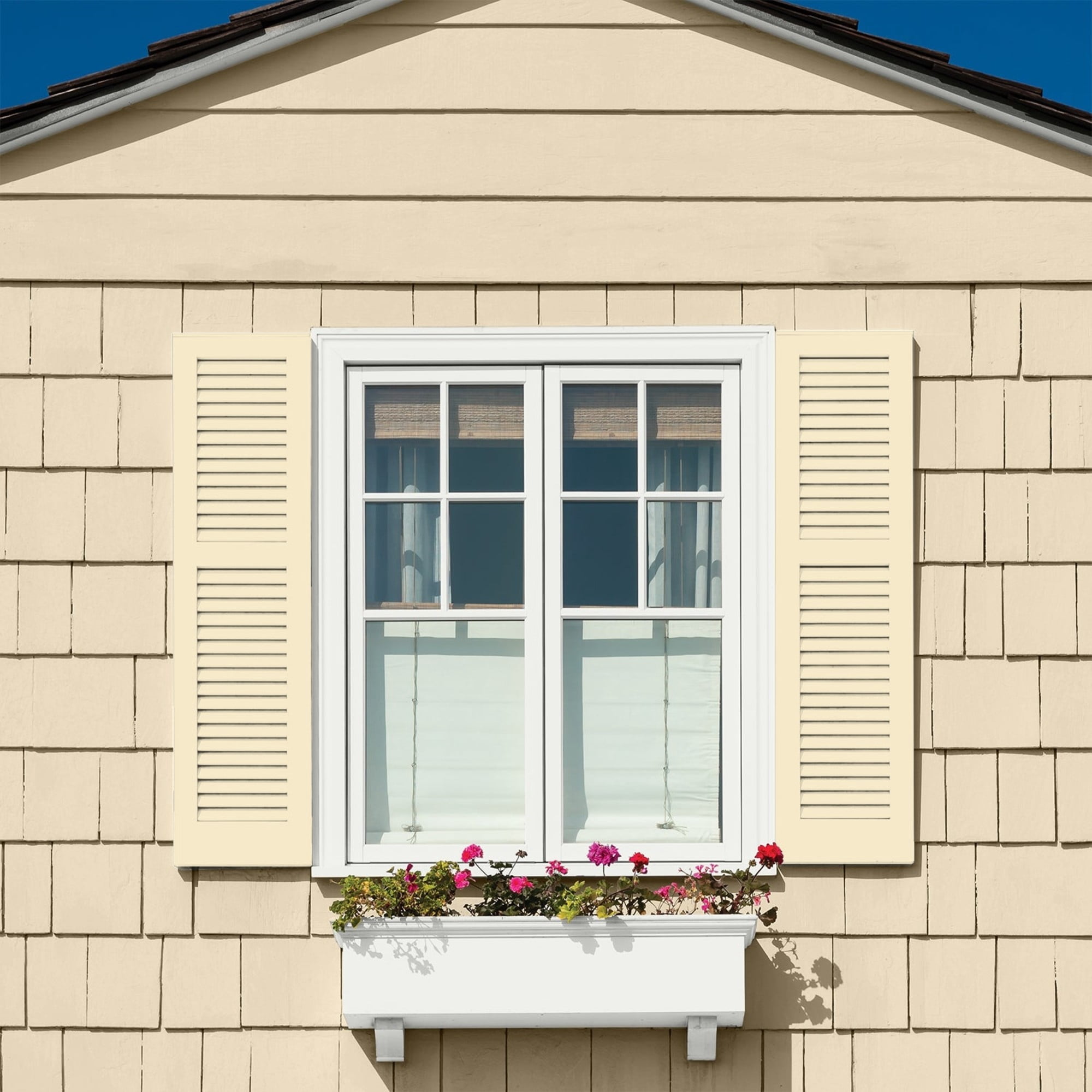 Glidden High Endurance Plus Maiden Hair Satin Exterior Paint and Primer, 1 Quart