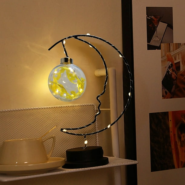 Lámpara Decorativa de Hierro, Lámpara de Mesa a Pilas, Estructura de Hierro Forjado, Luz Led Cálida, Ideal para Dormitorio, Decoración Romántica para La Mesita de Noche, 19 X 28 Cm.