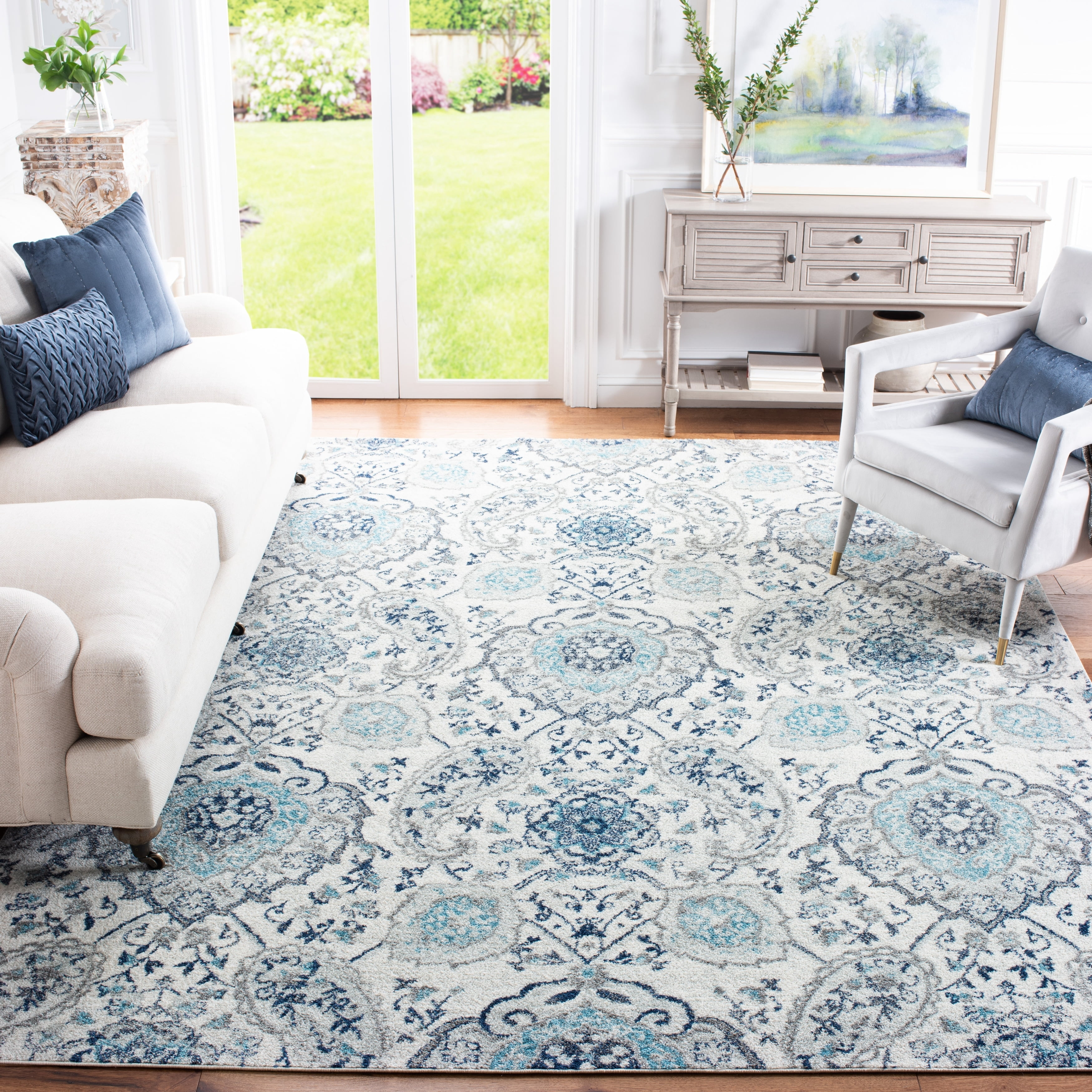 Safavieh Madison Belle Vintage Boho Paisley Rug Cream/Silver 8' x 8' Round Floral & Botanical 8' Round Indoor Living Room, Bedroom, Dining Room Round