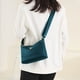thumbnail image 4 of Bolso De Hombro Bolso Informal Para Mujer Bolso Bandolera De Nailon Ligero (Azul Lago), 4 of 6
