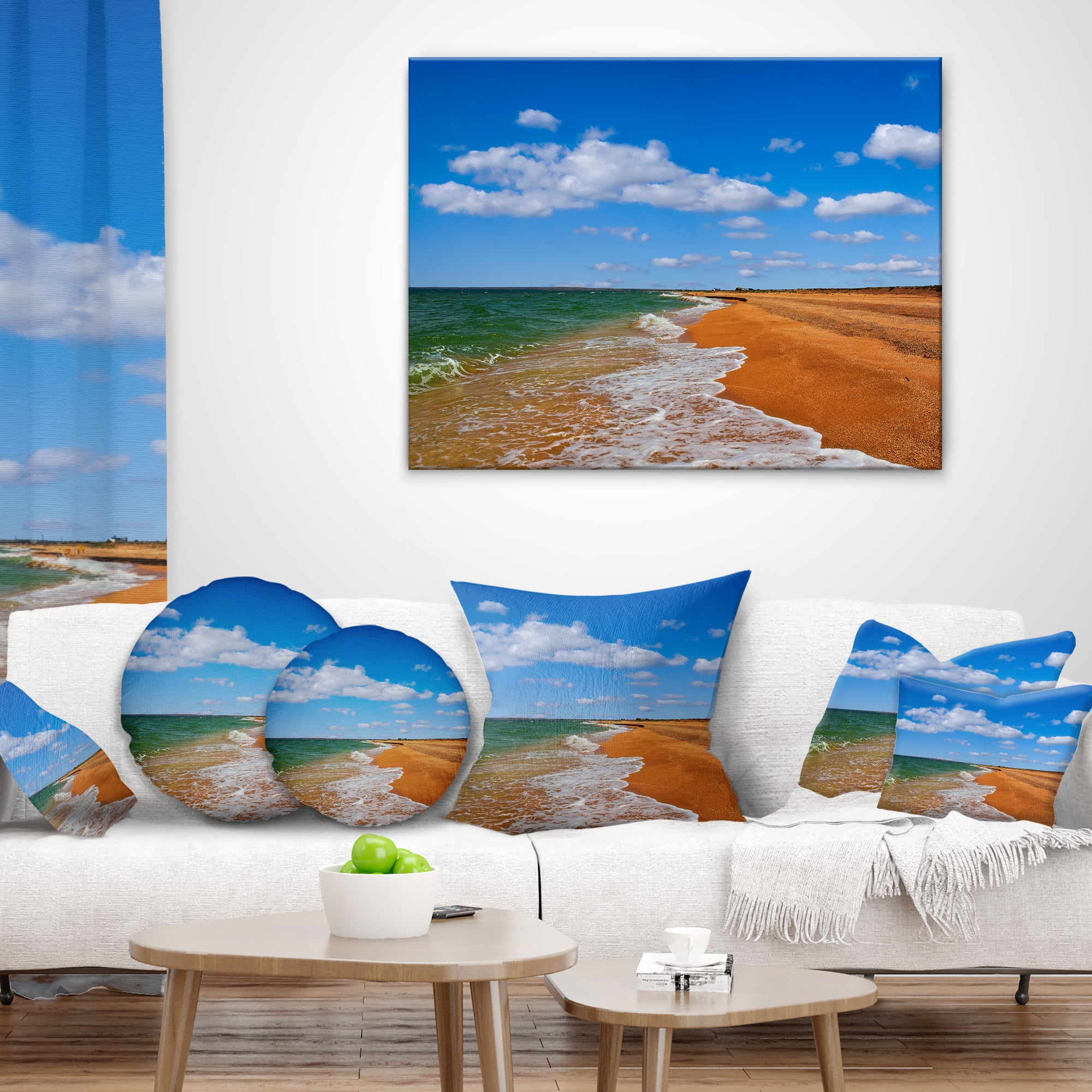 Designart Green Waters on Winter Day Beach - Seashore Throw Pillow - 16x16