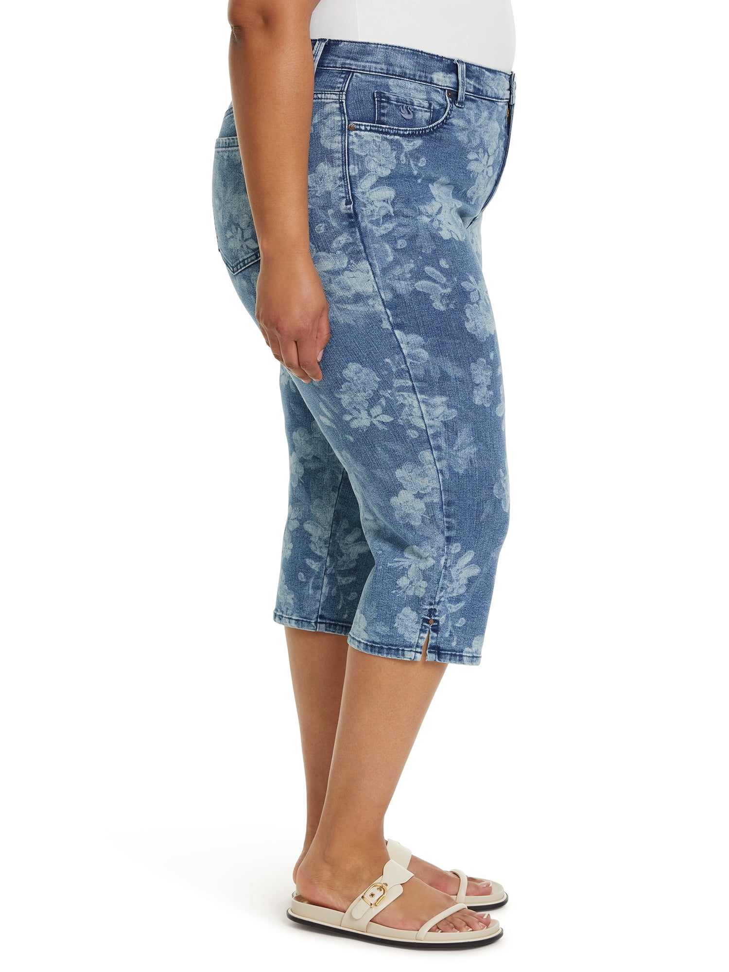 Gloria Vanderbilt Swan Series Women's Plus Amanda 5 Pocket Capri with Slit, Sizes 16W-24W