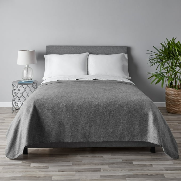 Super soft queen blanket sale