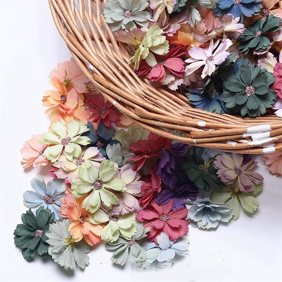 200 Fleurs Artificielles Mini Marguerites Multicolores - Têtes 2cm - Pour Artisanat, Déco, Mariage