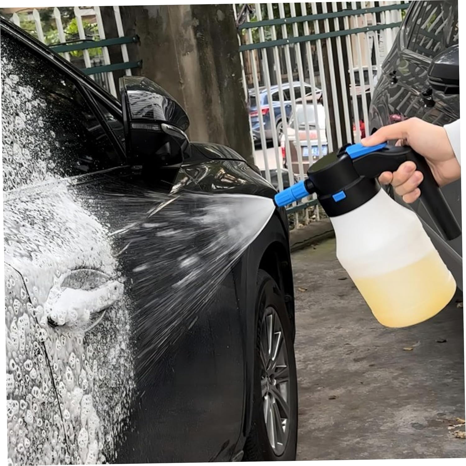 Car Foam Sprayer 1.5L Handheld Electric Foam Sprayer Type-C PP PE Rechargeable Cordless High Pressure Spray Bottle for Car Cleaning Watering
