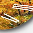 thumbnail image 3 of Designart 1 in Quartz Traditional Wall Clock, 3 of 5