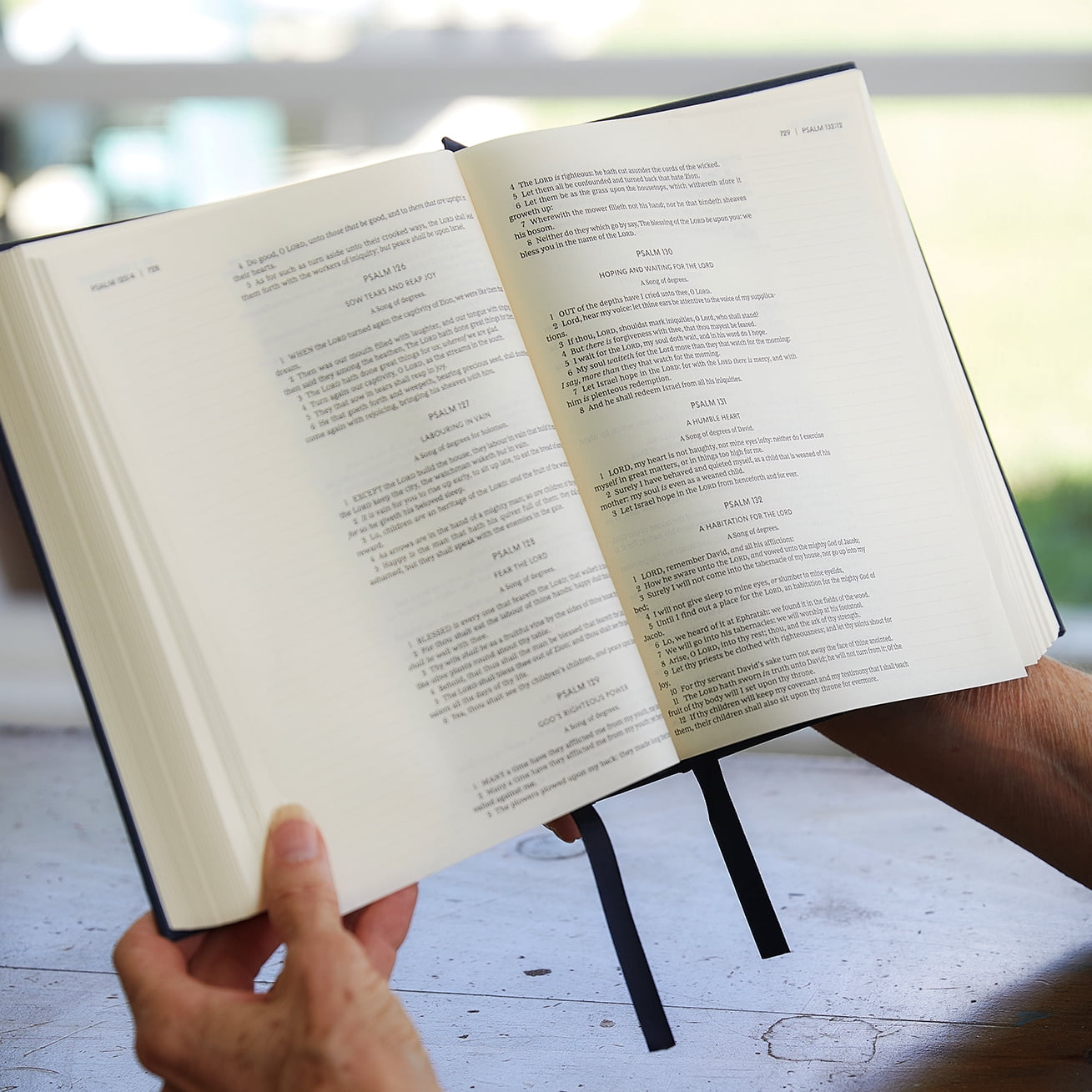 KJV, Journal the Word Bible, Large Print, Hardcover, Black, Red Letter Edition: Reflect, Journal, or Create Art Next to Your Favorite Verses (Large Print) (Hardcover)