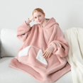 thumbnail image 4 of Manta portátil con capucha Touchat Oversize Sherpa Pink, 4 of 6