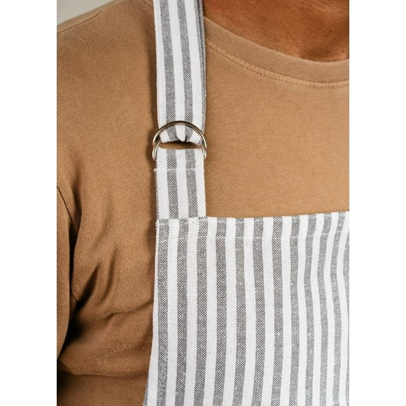 Fabstyles Bistro Stripe Apron: Stylish Protection for the Modern Cook
