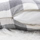 thumbnail image 4 of Juego de 2 fundas de almohada a cuadros de búfalo de granja Meskcv poliéster gris y blanco 18 pulgadas, 4 of 5