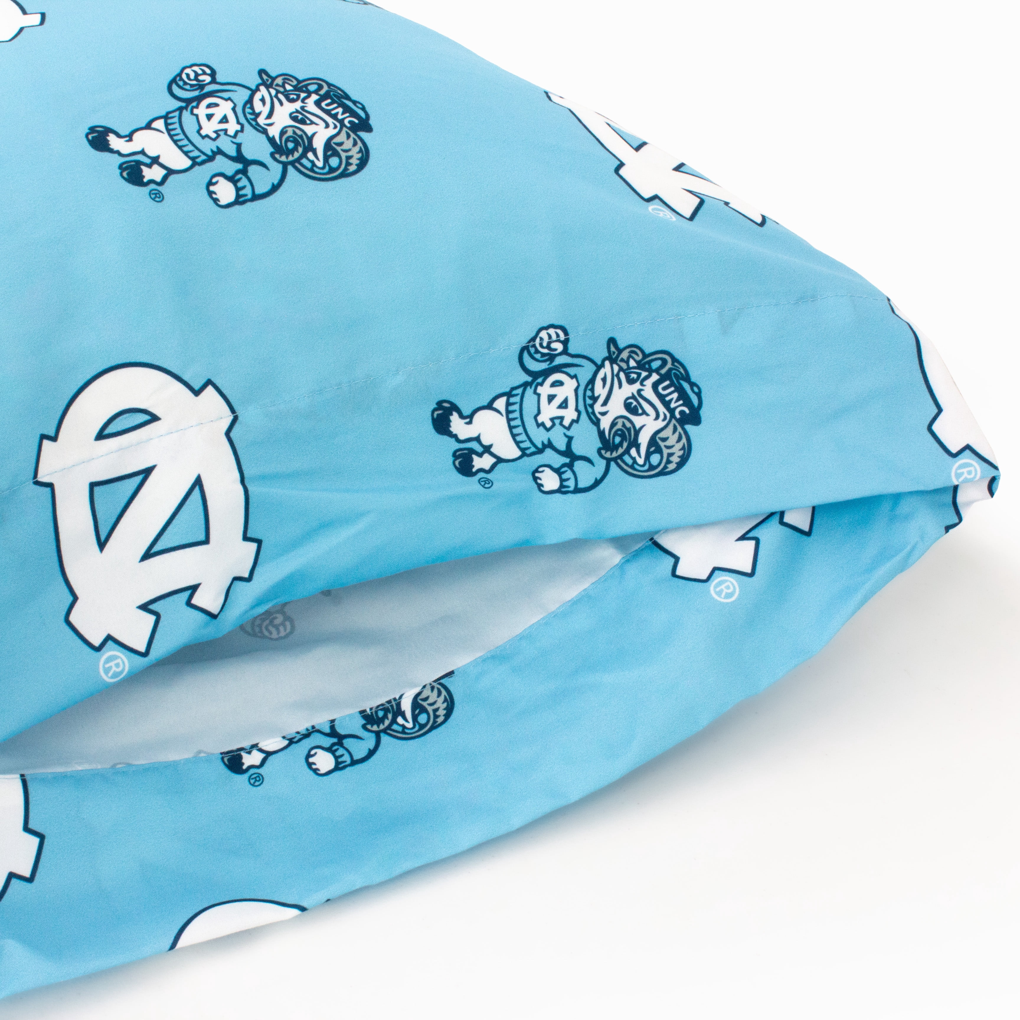 North Carolina Tar Heels Pillowcase Pair, Standard, 20" x 30" (2 Standard Pillowcases)