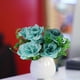 thumbnail image 4 of Ramas de flores, tallos de flores artificiales, decoración del hogar, centro de mesa con camino de mesa, flores artificiales realistas, material duradero y sin mantenimiento, decoración para bodas, 4 of 5