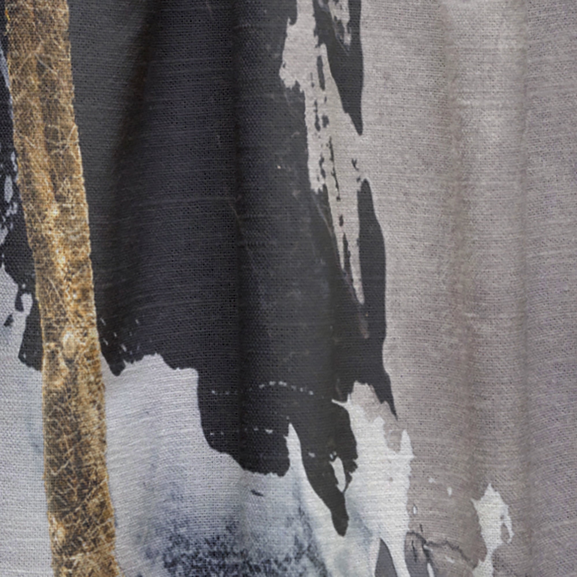 Designart 'Glam Fractal Arcs II' Modern Curtain Panel