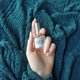 thumbnail image 5 of Máscara de pestañas Jolie Ultra Dramatic Luxury con cepillo rizador, hipoalergénica, sin parabenos (azul marino), 5 of 5