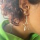 thumbnail image 3 of Pendientes largos con diseño de estrella hueca, pendientes vintage para mujer, 3 of 8