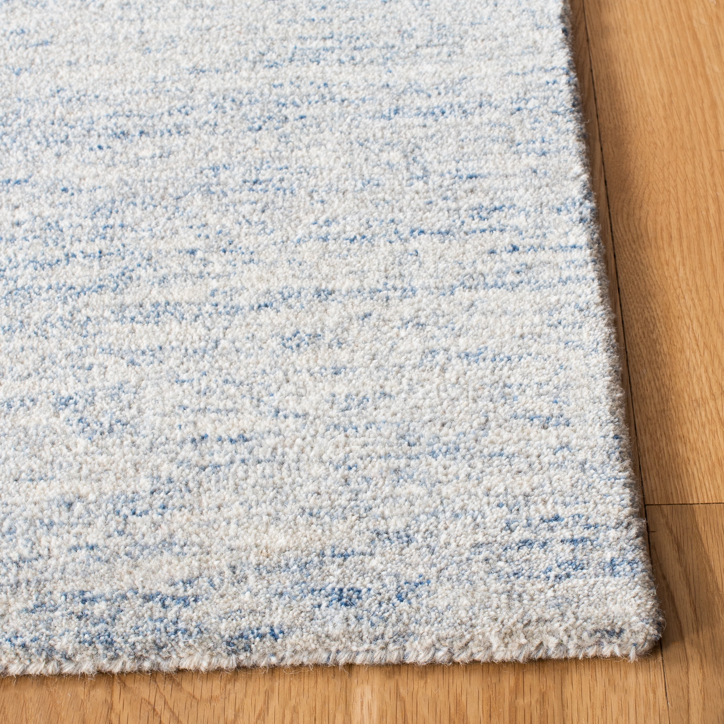 Safavieh Metro Jocin Distressed Area Rug, Blue/Ivory, 5' x 8'