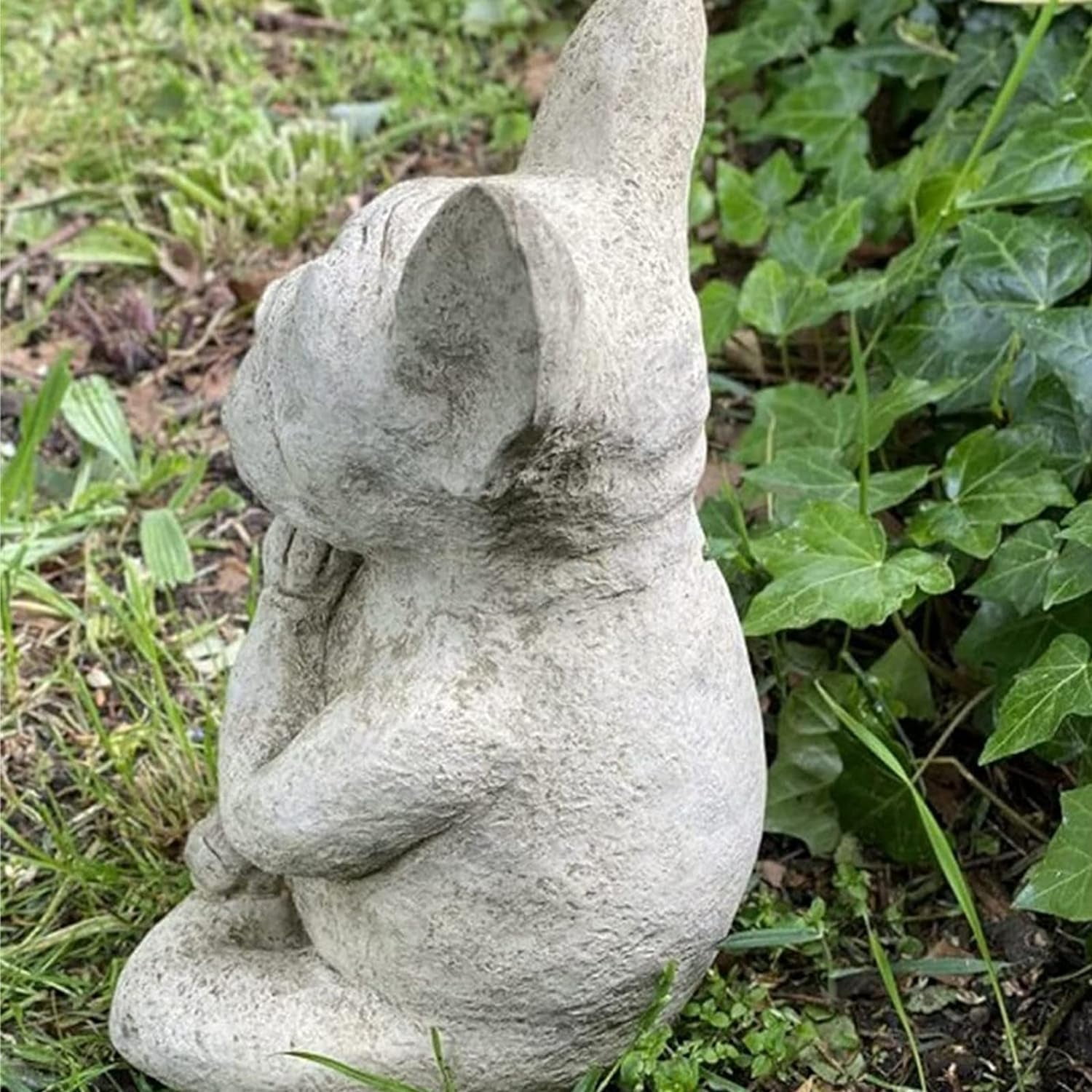 SLGHLSAHG Cute Yoga Pose Meditating French Bulldog Statue, Sitting Meditation Dog Sculpture Crafts Garden Decorations Figurine, Bulldog Ornament for Outdoor Indoor Lawn Home Decor Gifts (Dog) A31631