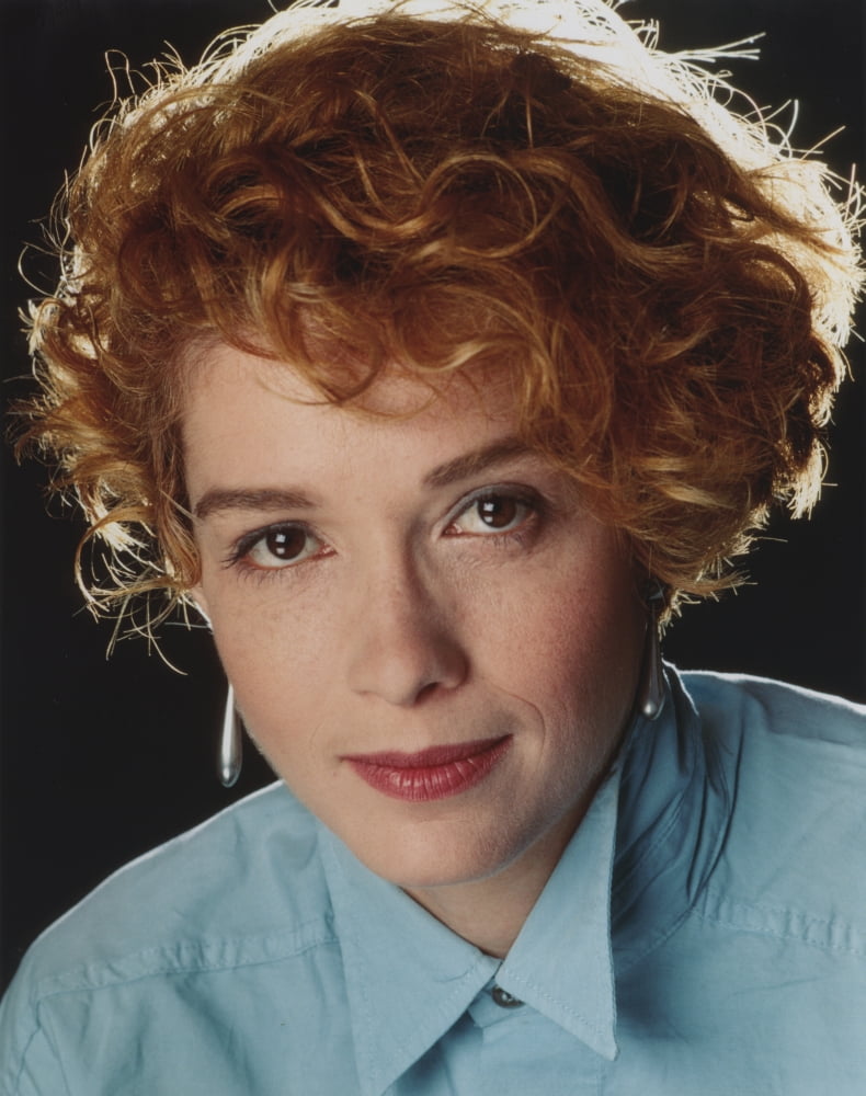 Melanie Mayron Close Up Portrait Photo Print Walmart