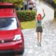 thumbnail image 1 of Miniatura 1:64 Personaje de película Diorama Deportes Fitness Mujer Hombre Street Train Road Buliding Layout Escenario para Siku Desktop Decora chica roja Baoblaze Figuras de muñecas en miniatura, 1 of 8