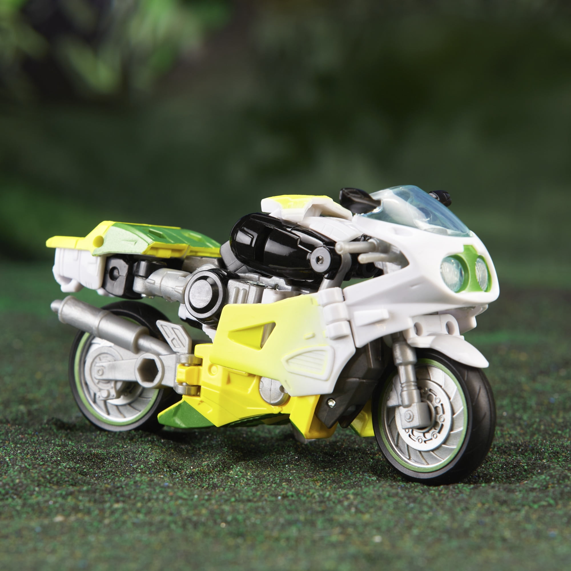Transformers Legacy Evolution G2 Universe Laser Cycle Kids Toy Action Figure