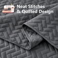 thumbnail image 3 of Juego de Edredón Maple&Stone Tamaño King Gris Carbón Chevron, 3 of 7