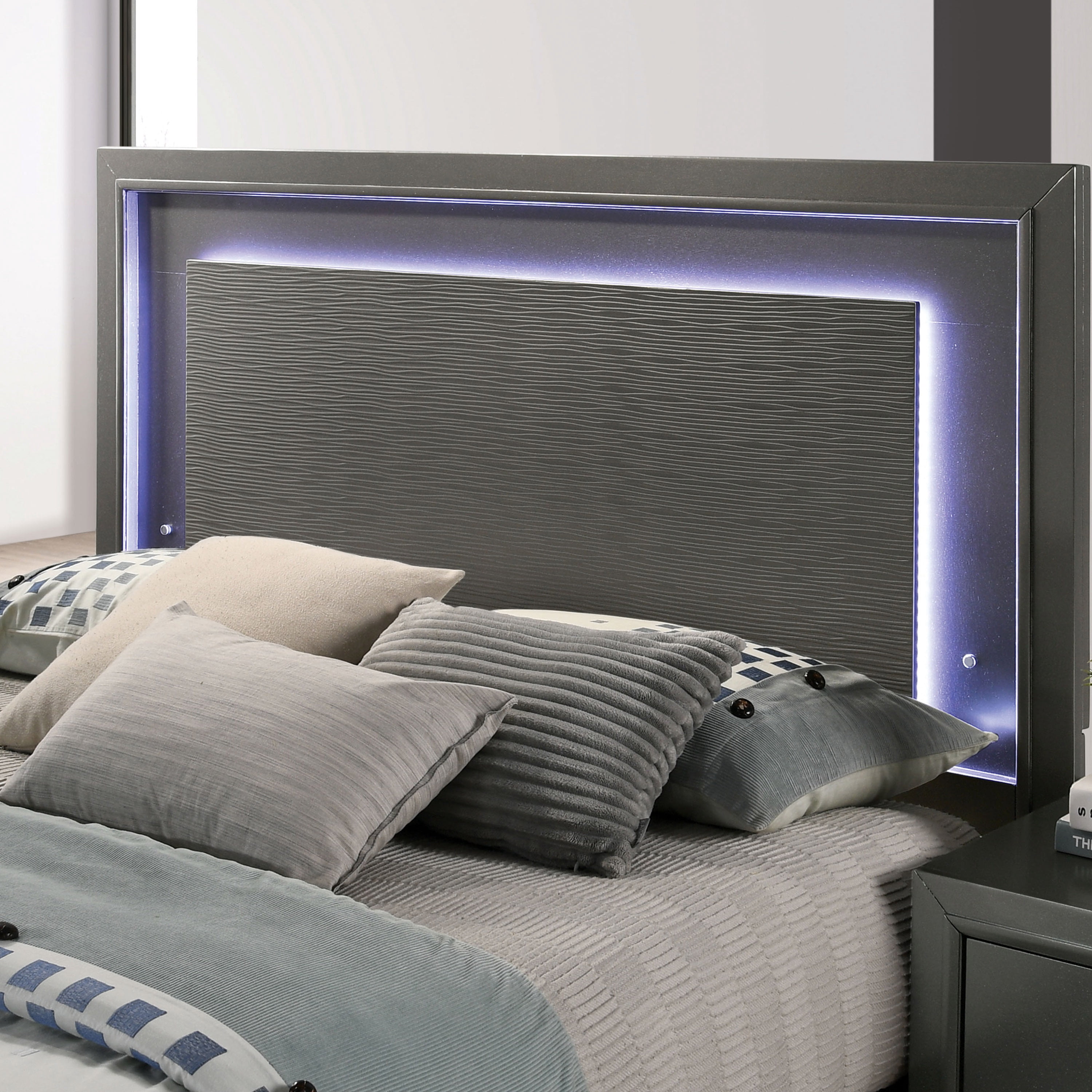 Furniture of America Willow Wood Bed with LED, Gray, King