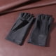 thumbnail image 2 of EeaseMX 5 pares de guantes con protección UV para manicura y manicura, protectores de manos para lámpara de luz ultravioleta (negros), 2 of 7